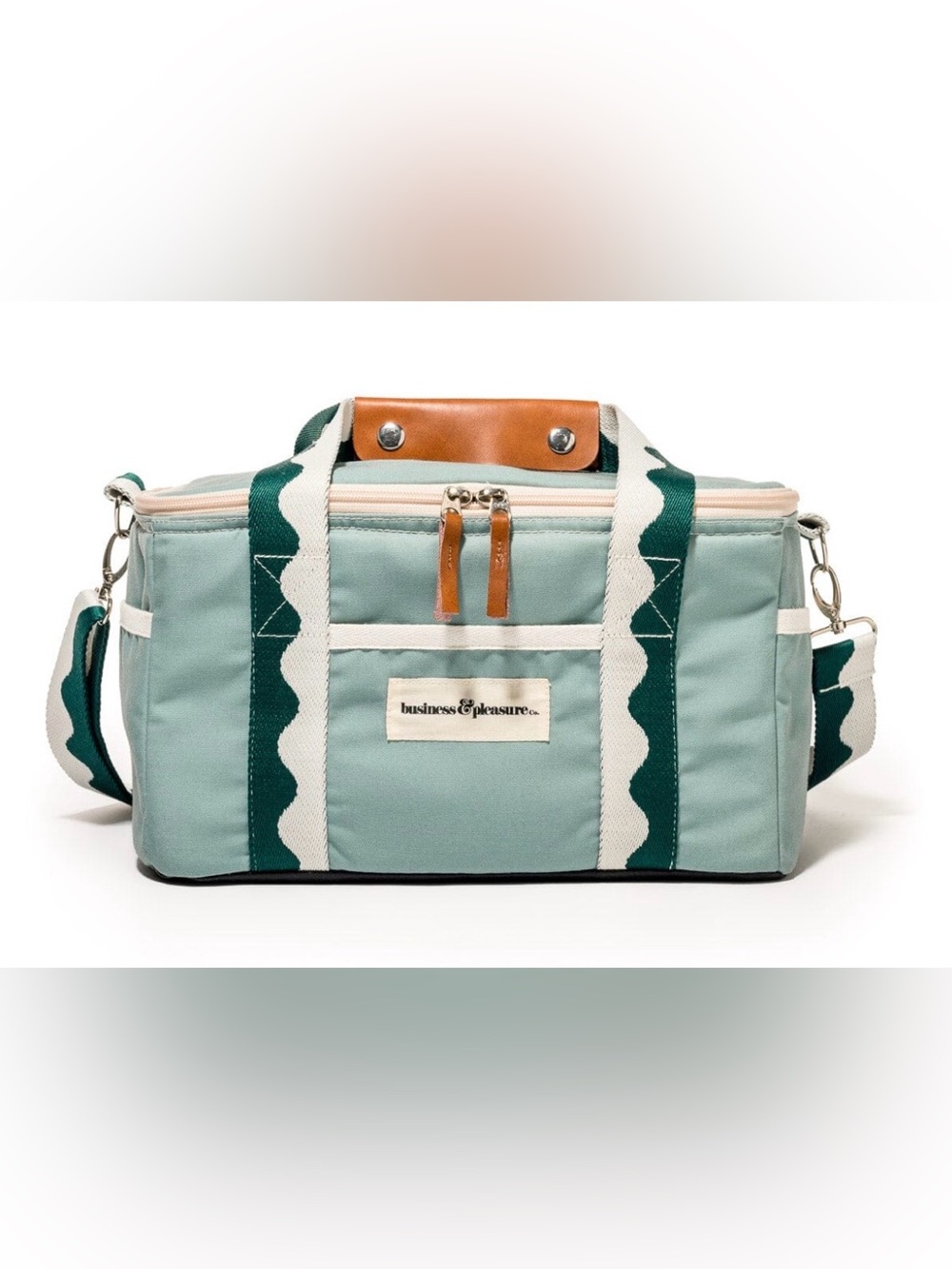 Business and Pleasure The Premium Cooler Bag in Rivie Green, great condition